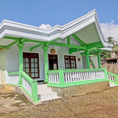 SPOT ON 91214 Desa Wisata Pandean Hotel Trenggalek Bagian luar foto