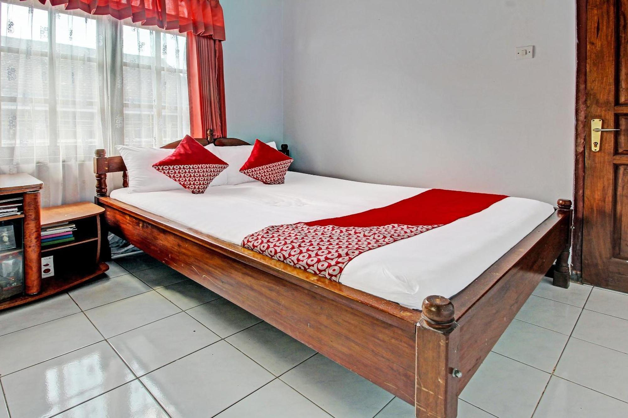 SPOT ON 91214 Desa Wisata Pandean Hotel Trenggalek Bagian luar foto
