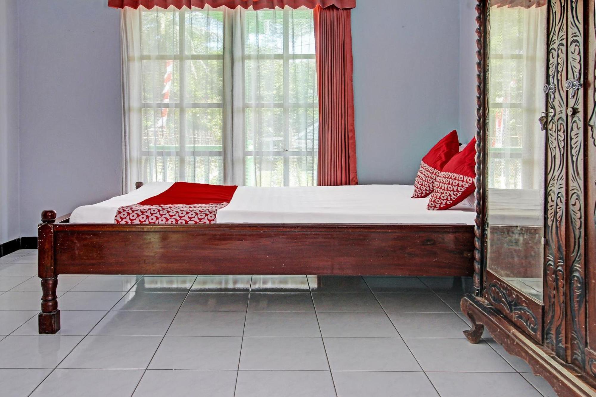 SPOT ON 91214 Desa Wisata Pandean Hotel Trenggalek Bagian luar foto