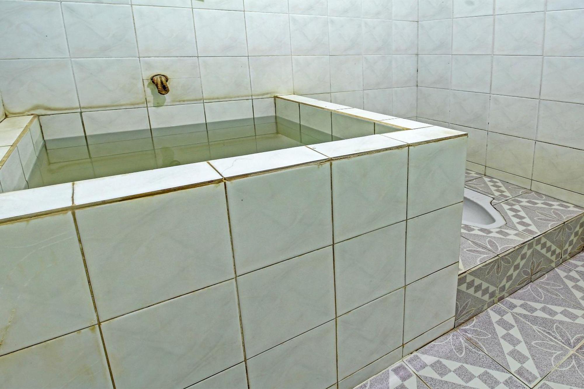 SPOT ON 91214 Desa Wisata Pandean Hotel Trenggalek Bagian luar foto